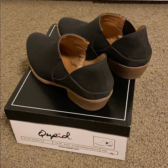 Qupid Black Ankle Booties - Picture 5 of 8